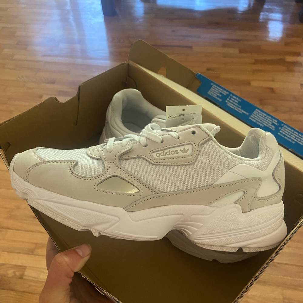 Adidas Falcon W White- NWT
